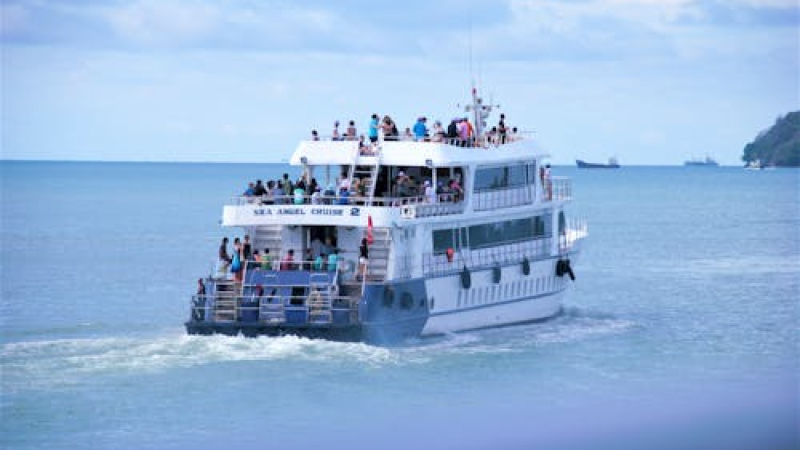 Tourist Passenger Boat LK99